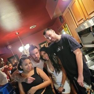 Meet your Posher, Danno